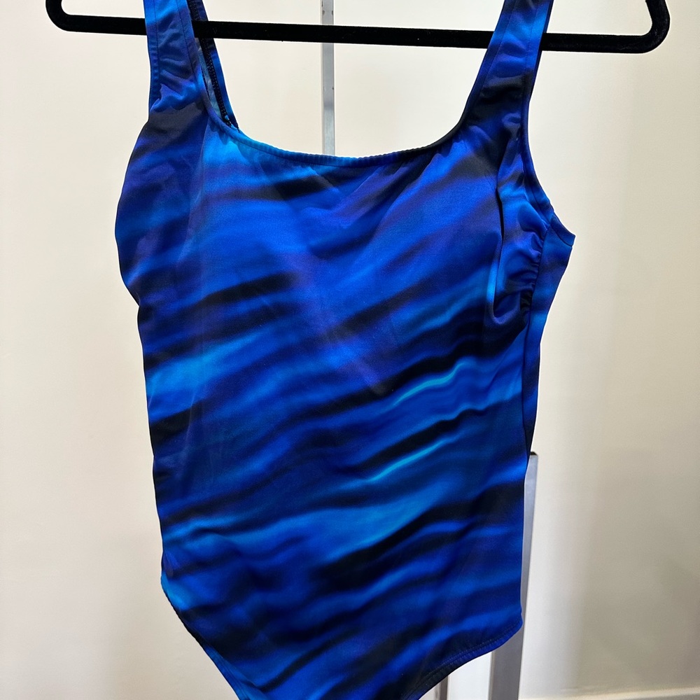 NWOT Miraclesuit for Kirkland one piece size 14
